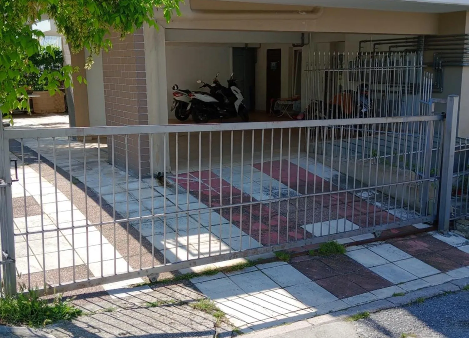 Elpida'S Houses 1 Private Parking テッサロニキ ギリシャ